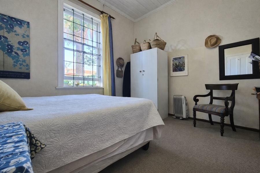 3 Bedroom Property for Sale in Wynberg Upper Western Cape